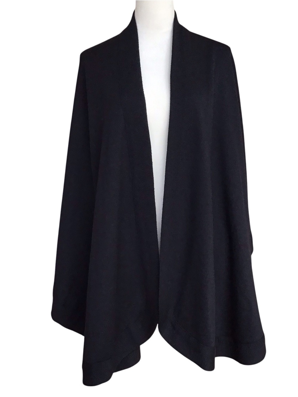 Bloomingdale’s Made In Italy Black 100% Fine Merino Wool Cape